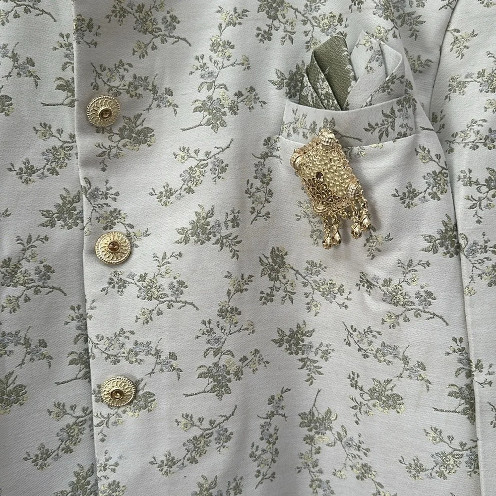 Men’s Floral Sherwani Suit Size 42 - Picture 2 of 8